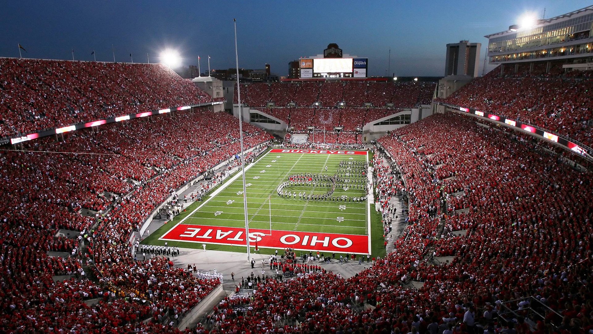 “英超爆发大战,精彩场面频现”,英超对抗